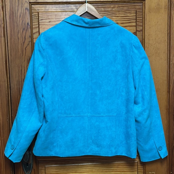 Studio Works Aqua Blue velour 2 button blazer lined with stitched detail size 16 - Picture 3 of 9